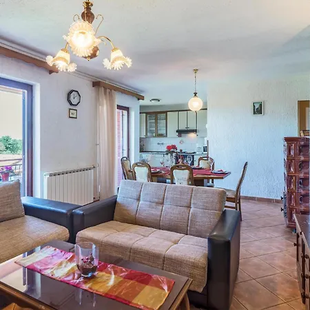 Apartment Lovely In Vodnjan With House Sea View