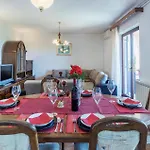 아파트 Three-bedroom In 보드냔