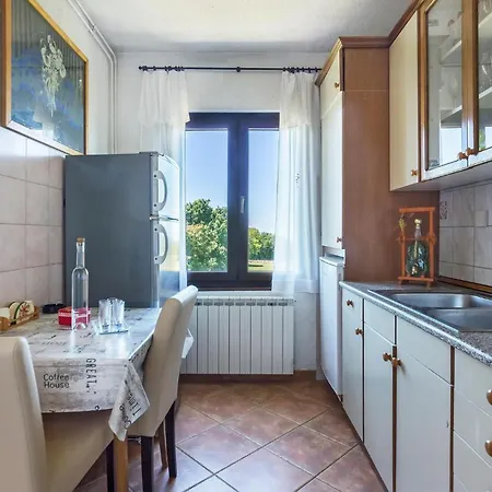 Three-bedroom In * Vodnjan